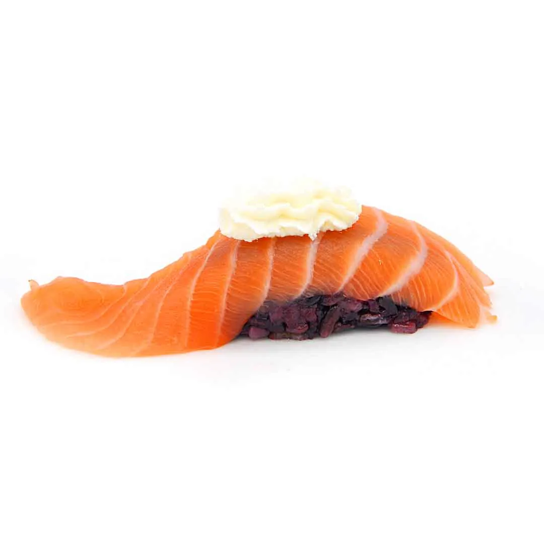 Nigiri black salmone philadelphia 2 pz