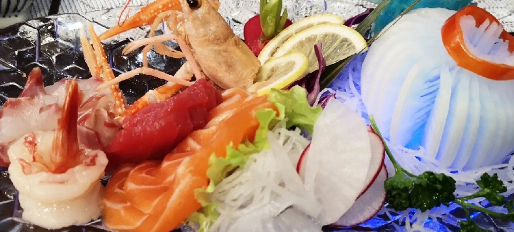 Ristorante sushi e sashimi tradizionali