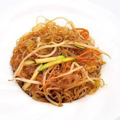 Spaghetti di soia con verdure
